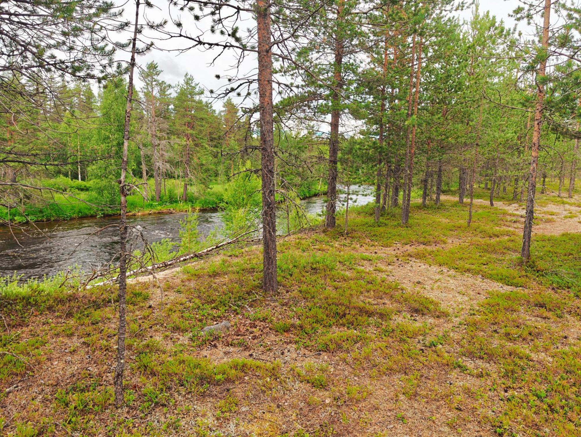Lapland Riverside 7 Puolukka, Yllaes, Tiny With Sauna, Fireplace, Terrace, Bbq, Wifi, Ski, Fishing, Pets Ok Chalet *