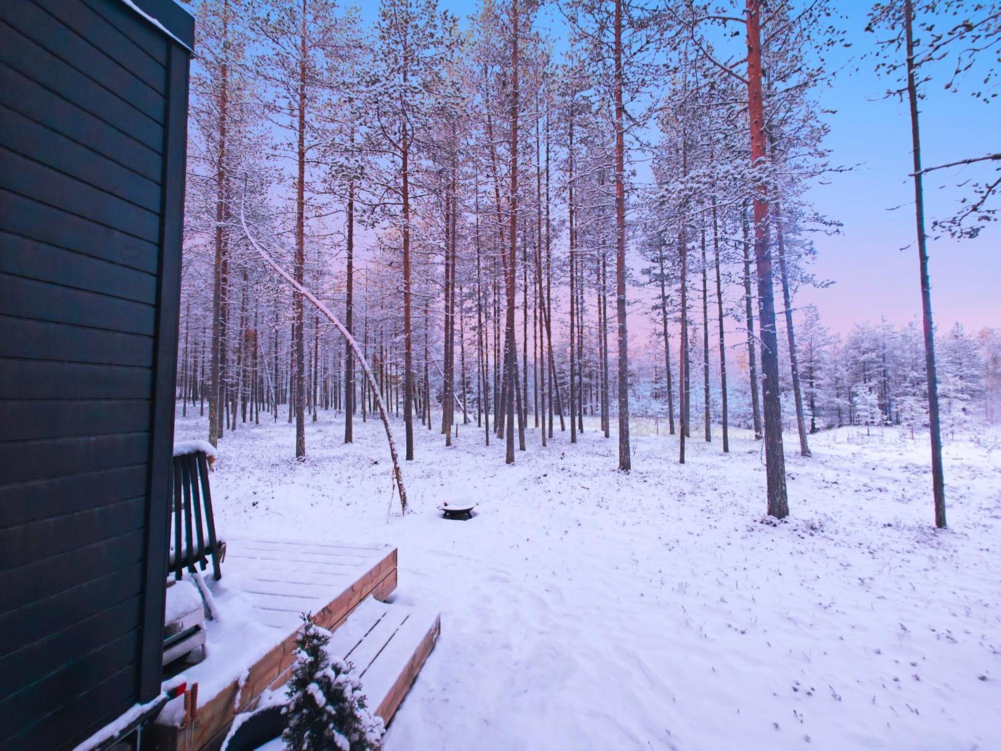 Chalet Lapland Riverside 7 Puolukka, Yllaes, Tiny With Sauna, Fireplace, Terrace, Bbq, Wifi, Ski, Fishing, Pets Ok Äkäslompolo